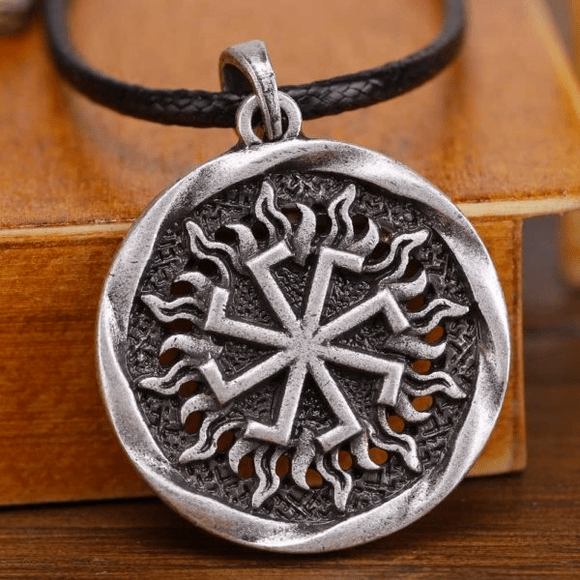 Amulettes slaves de bonne chance